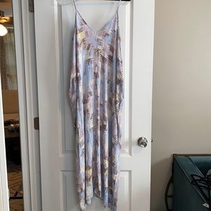 EUC - Fab’rik V Neck Maxi Dress with Pockets